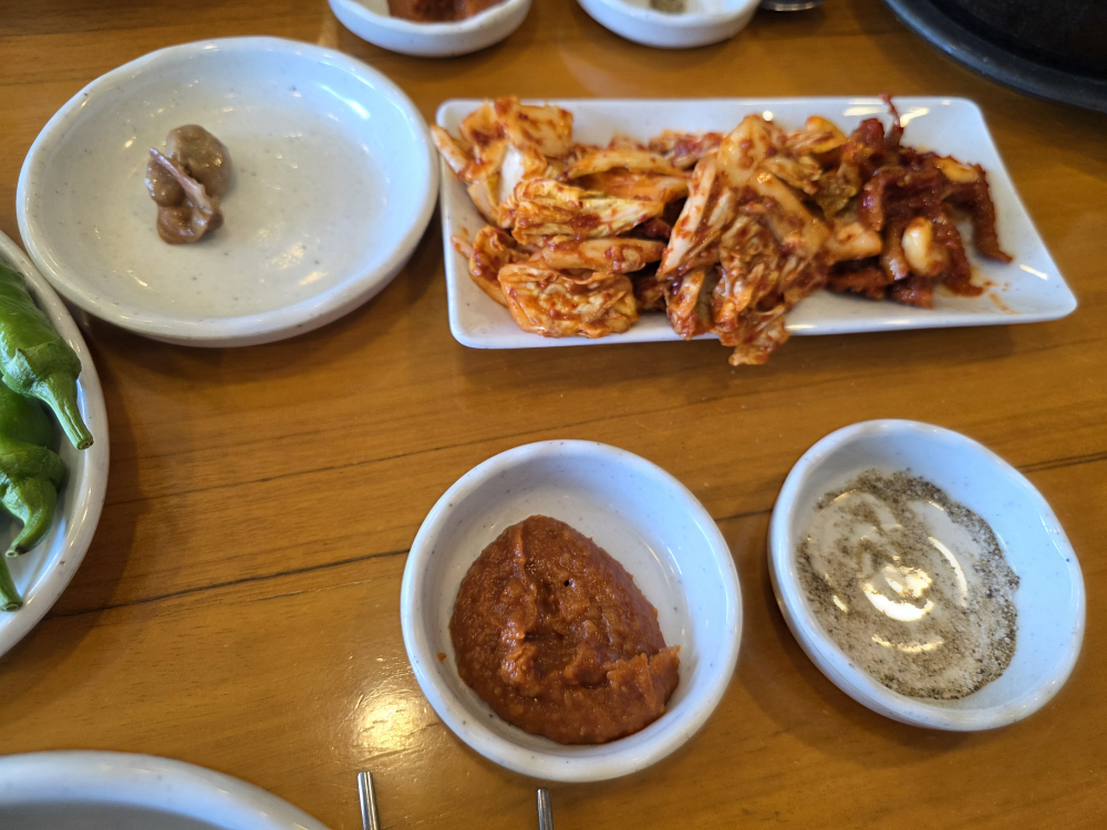 Yeonhwajeongsamgyetang (연화정삼계탕) 2