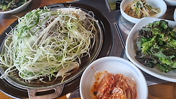 Yeongjuchukhyeophanupeuraja cheonggyesanyeokjeom (영주축협한우프라자 청계산역점) 1