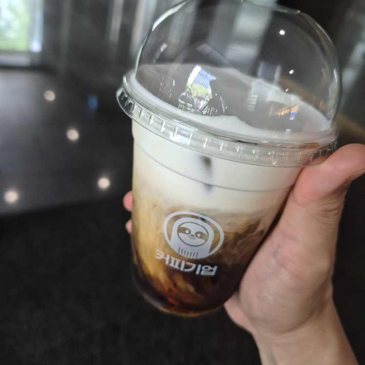 커피기업 강남GFC직영점