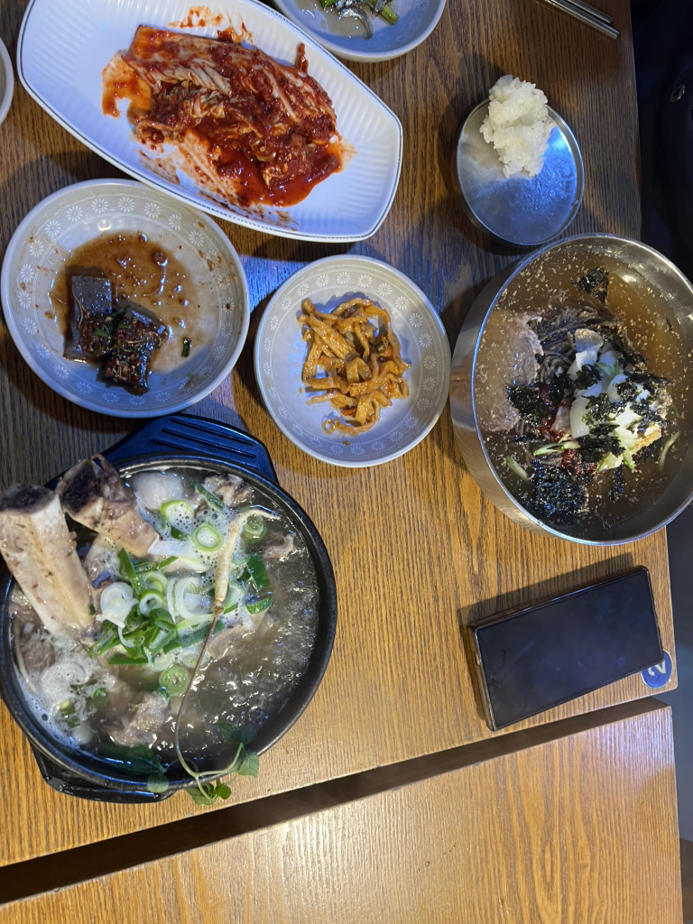 Bongpyeongwelbingmemilmakguksu (봉평웰빙메밀막국수) 1