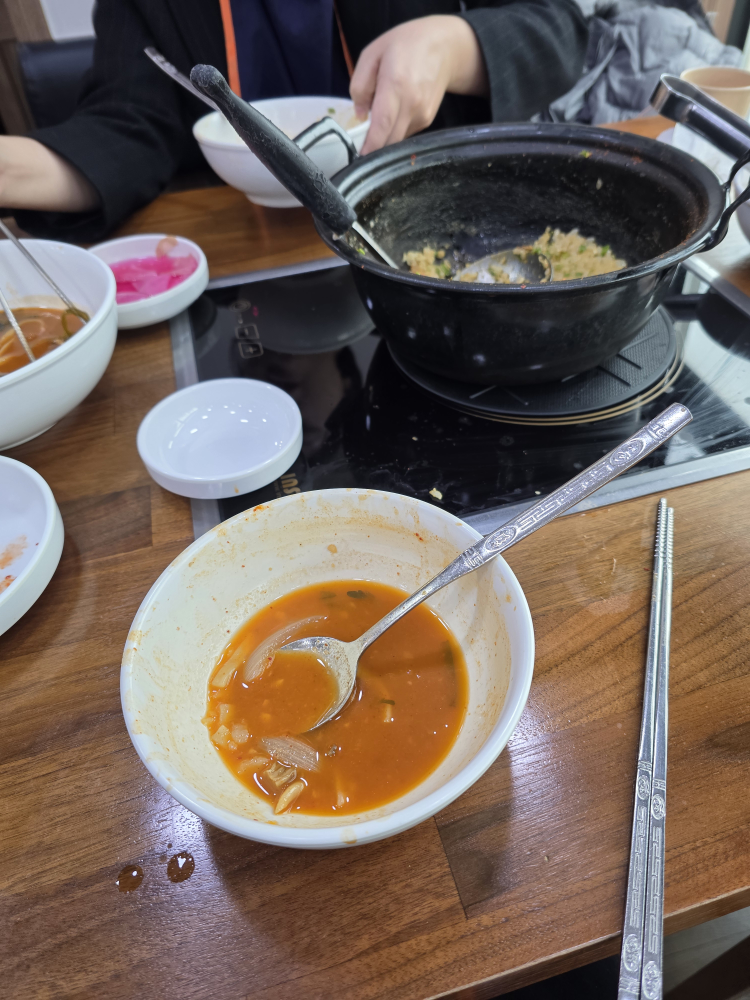Deungchonsyabeukalguksu (등촌샤브칼국수) 3