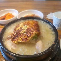 이우철한방누룽지삼계탕 6