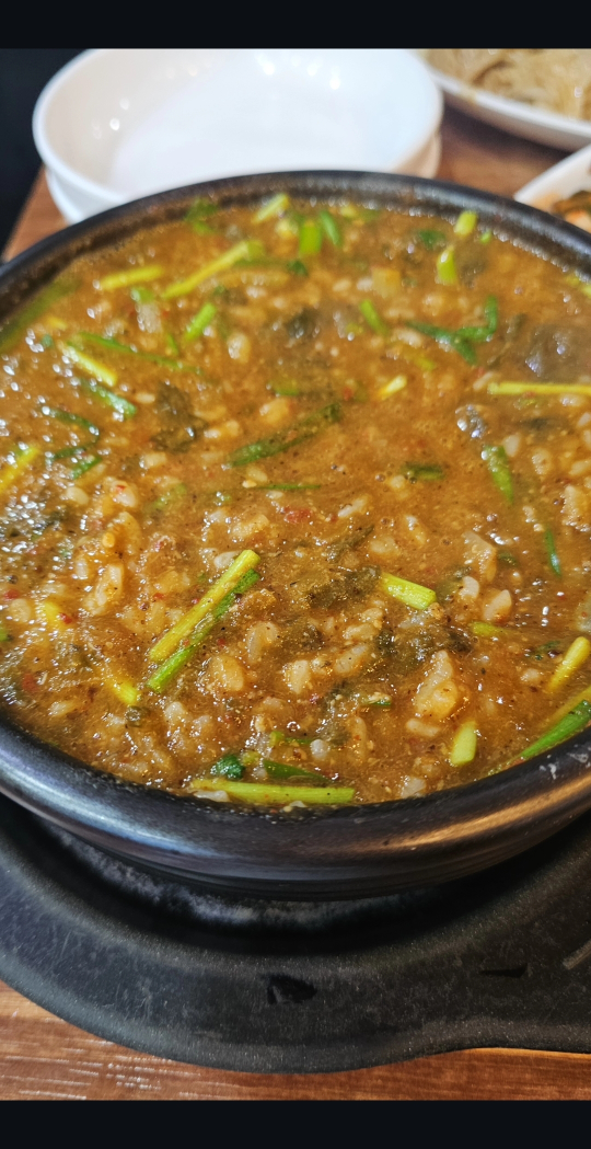 Singanejangeogui (신가네장어구이) 2
