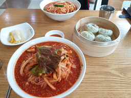 Manghyangbibimguksu (망향비빔국수) 2