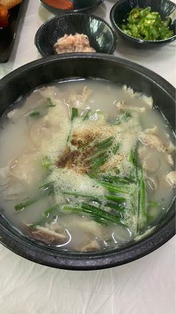 삼거리순대국밥 3