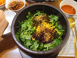 Bapeuljitda gyeongsanjeom (밥을짓다 경산점) 1