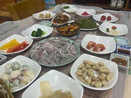 Namhaejeondohoetjip (남해전도횟집) 1
