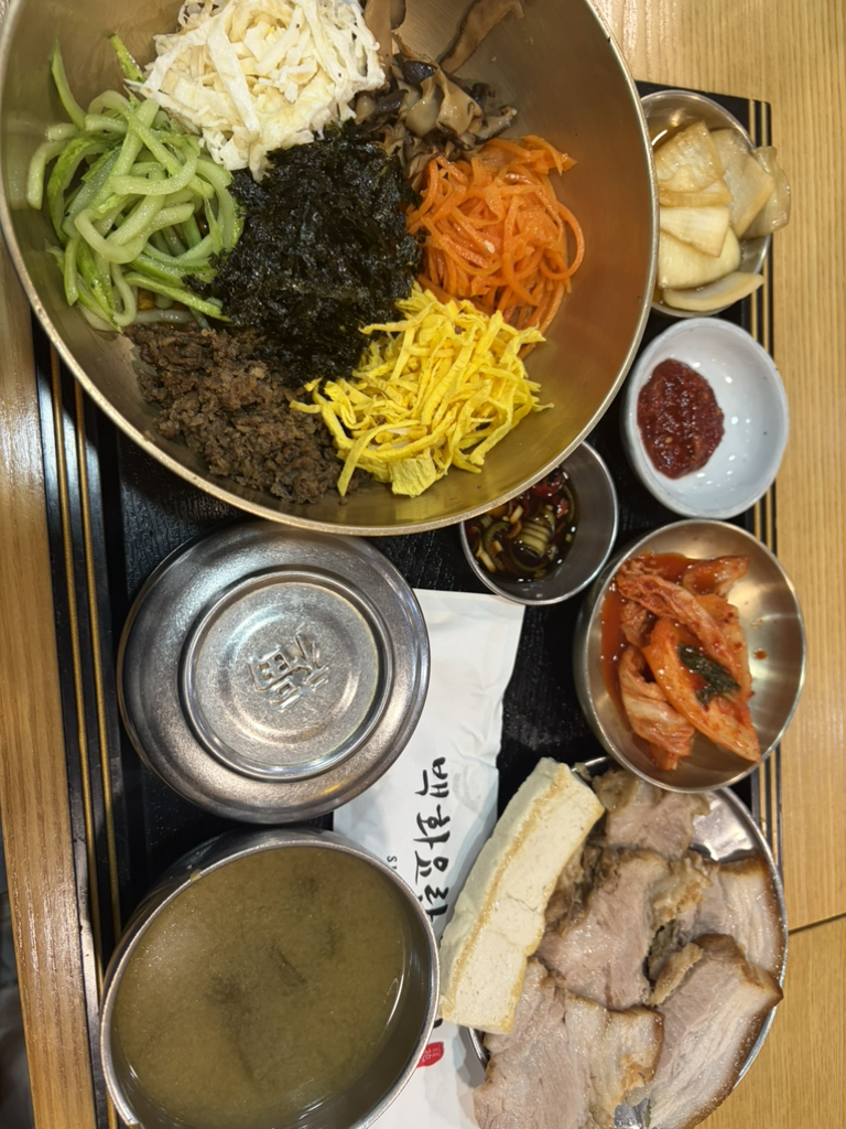 백화요란골동반 대표 사진