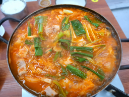 Eunseongsundaegukbap (은성순대국밥) 3