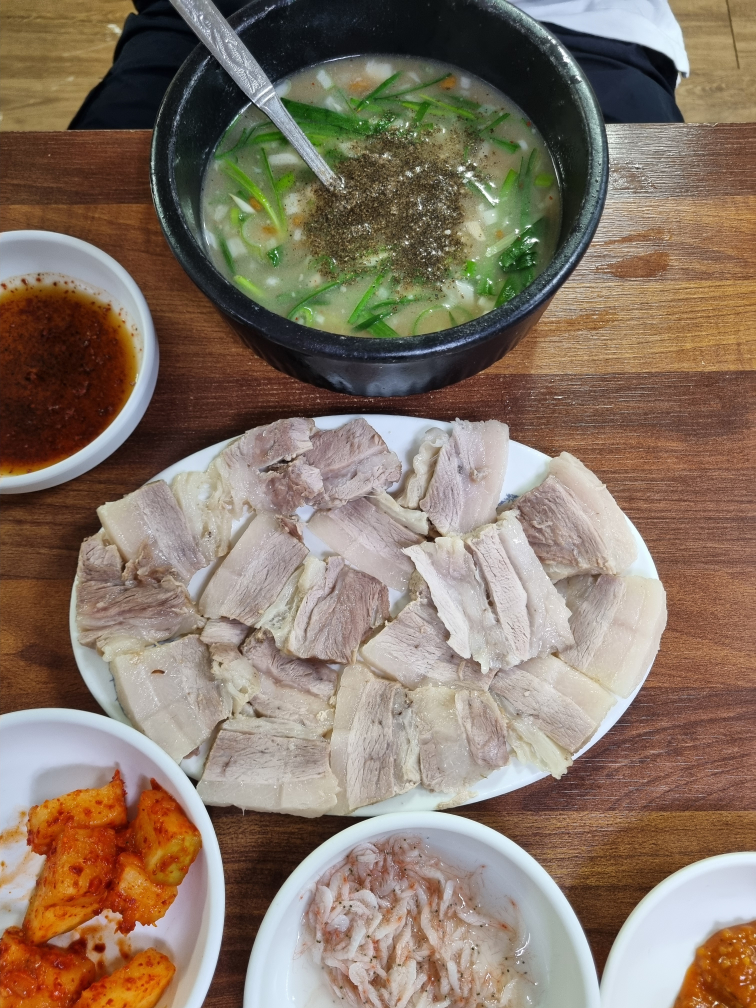 제주할매순대국밥 2