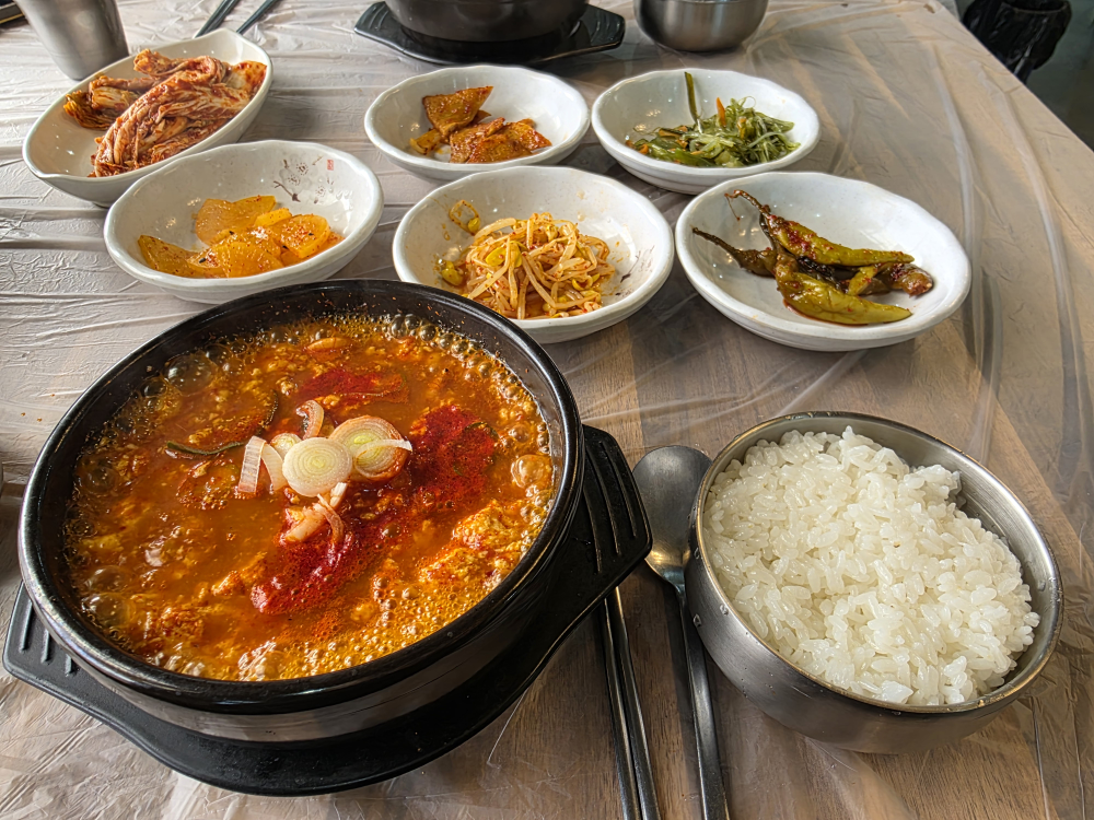 Seomjingangdubumaeul (섬진강두부마을) 2