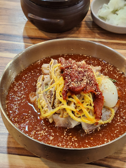 Jinjuhwangponaengmyeon 6