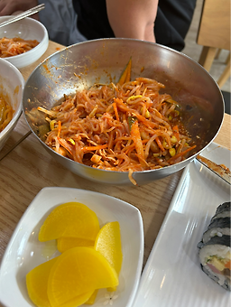 Mujigaegimbap 4