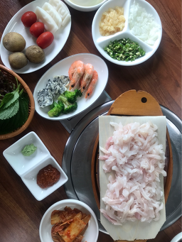 Misonghamosyabeusyabeu (미송하모샤브샤브) 2