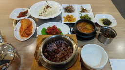 Hansaranghanumyeongga (한사랑한우명가) 2