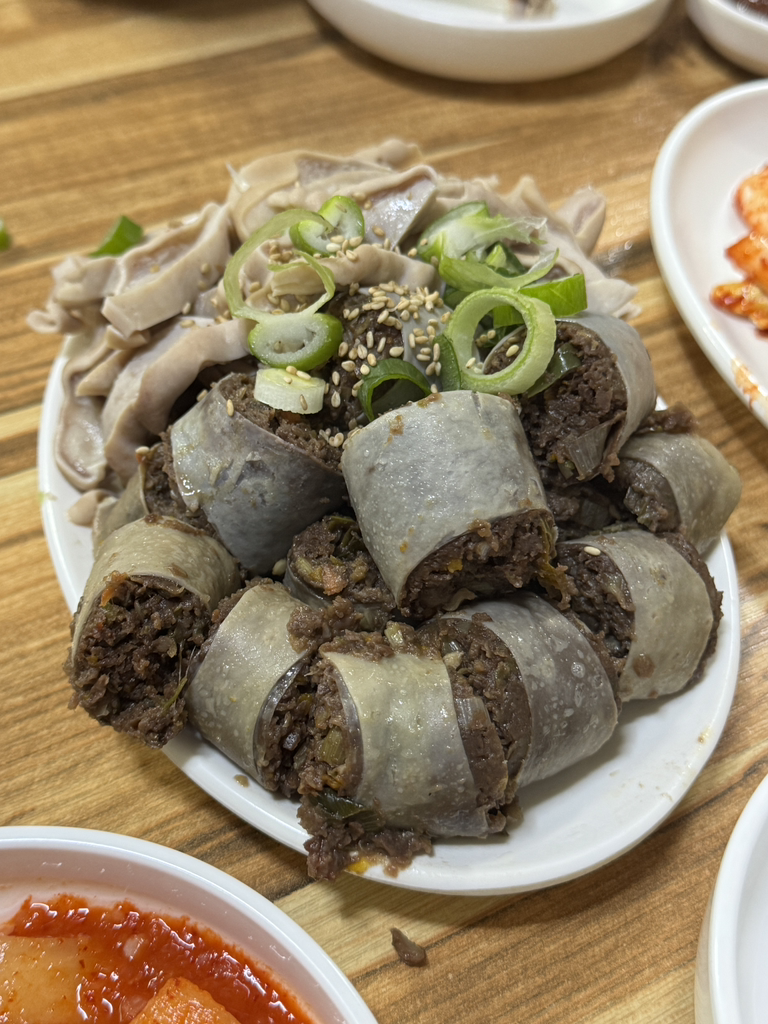 Dongwonsundae (동원순대) 1