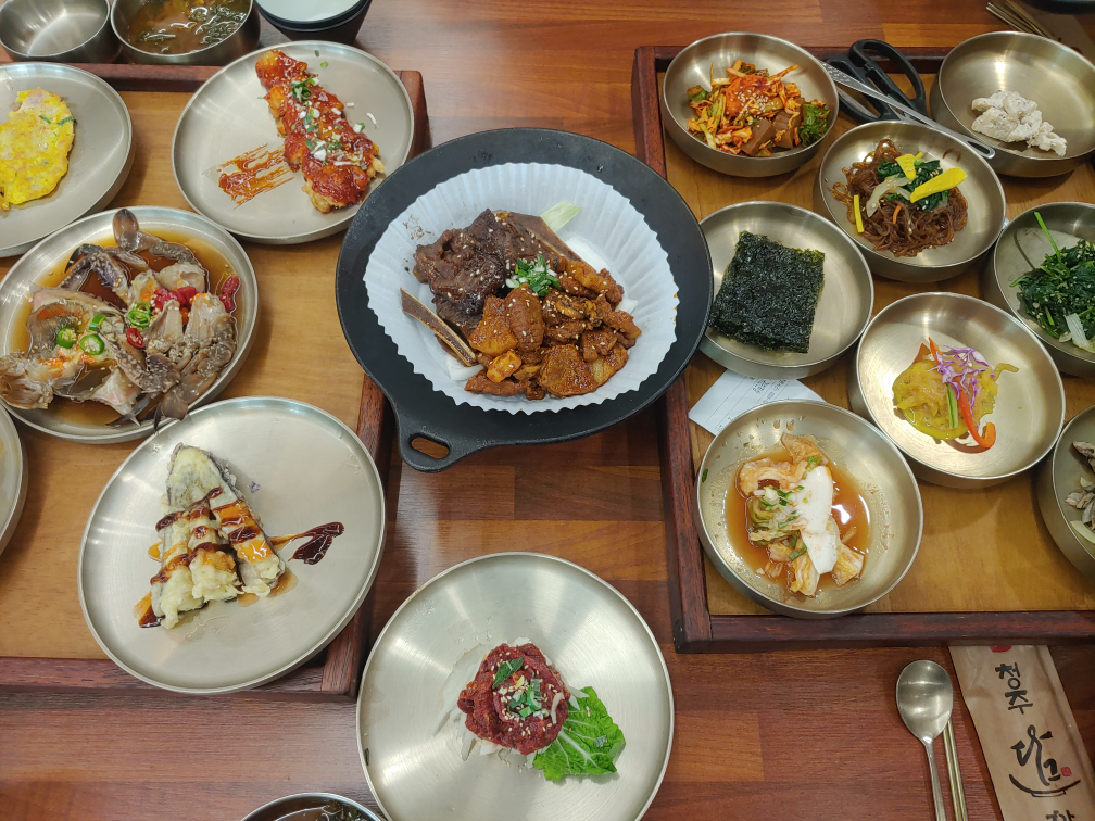 Cheongjudamhansang (청주담한상) 1