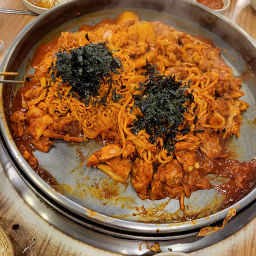 Bakseobangchuncheondakgalbi (박서방춘천닭갈비) 3