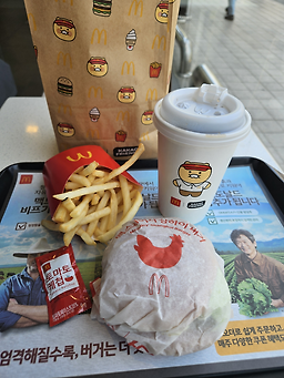 맥도날드 강남구청점 대표 사진