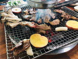 Saemmulgadeun (샘물가든) 2