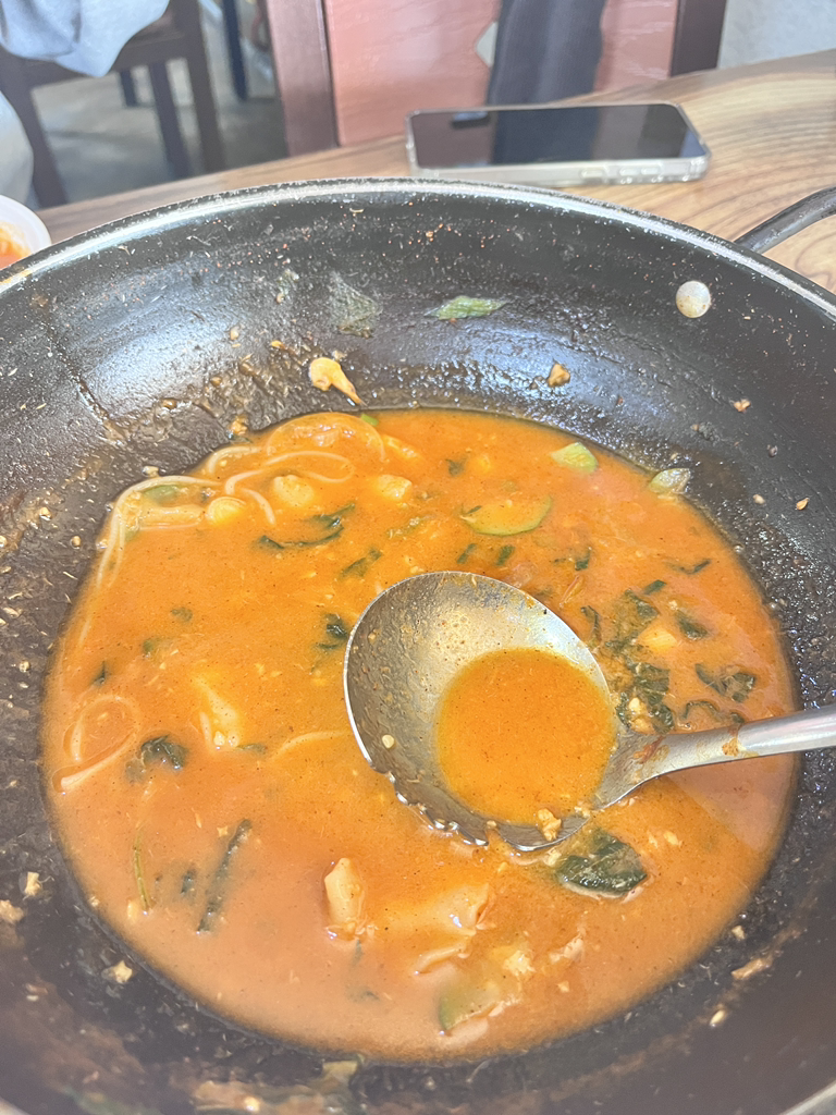 Yedangmaeuntang (예당매운탕) 3