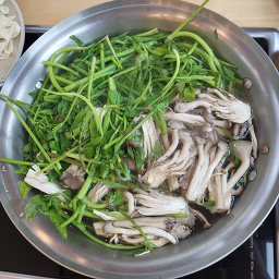 Owoleolkeuni (오월얼크니) 2