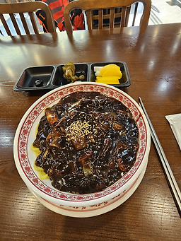 메이 사진