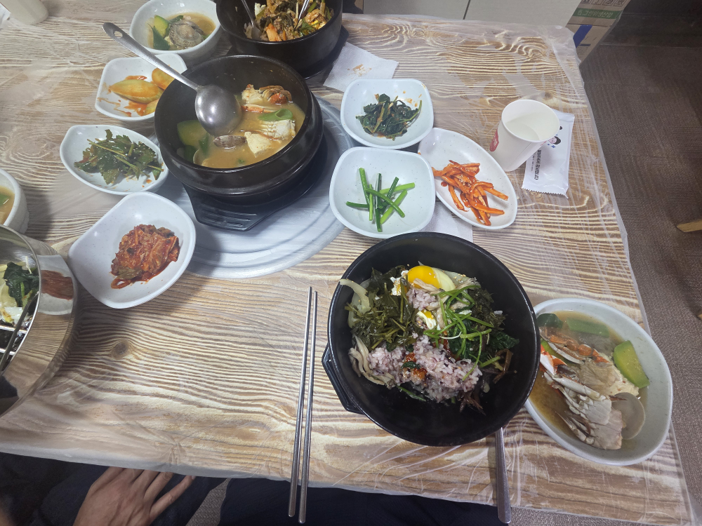 Ttukbaegisikdang (뚝배기식당) 1