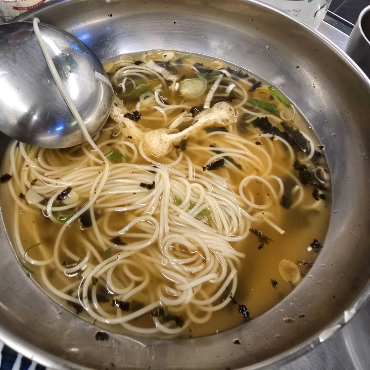 동교국수포차 사진 2