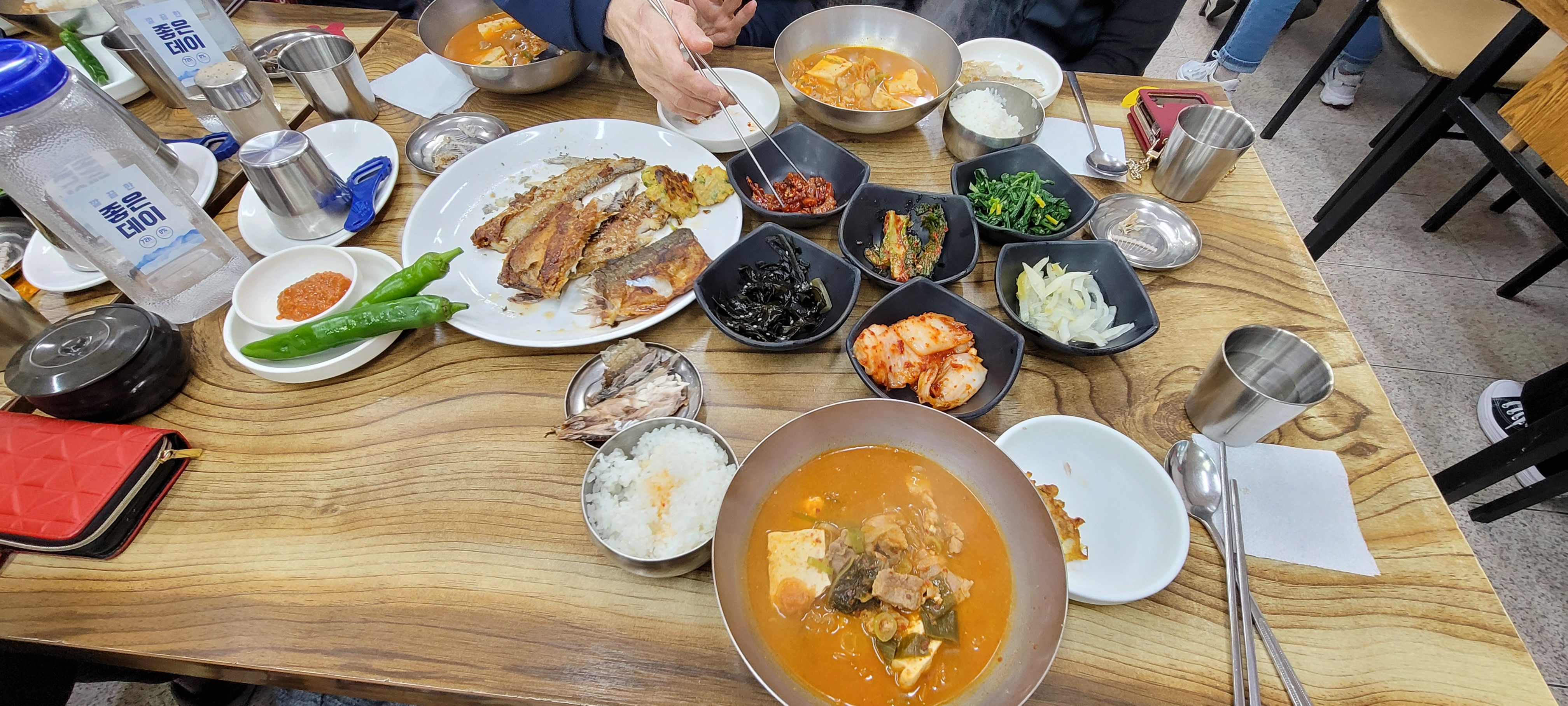 덕이네돼지국밥 5