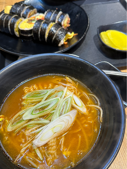 청담동마녀김밥 삼각지직영점 사진 6