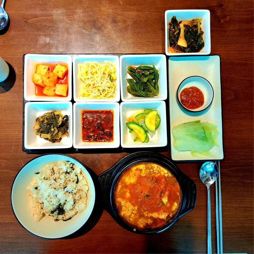 Taksabaldubugongbang (탁사발두부공방) 3