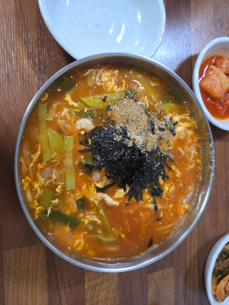 Daeunkalguksu (대운칼국수) 1
