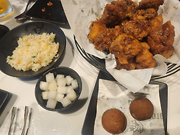 Gyochonchikin bangbae1hojeom (교촌치킨 방배1호점) 3