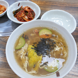 Chungmusonkalguksu 5