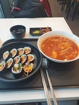 싸다김밥 장한평역점 대표 사진