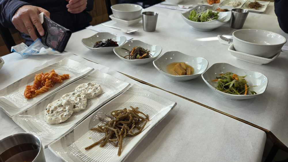 Madangitneunjip (마당있는집) 3
