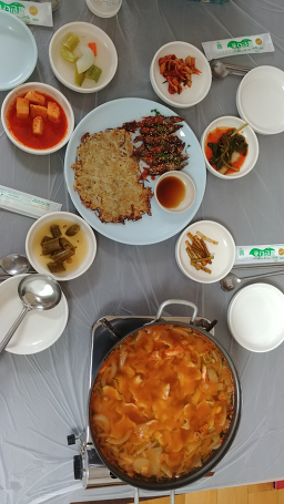 Gohyanggadeun (고향가든) 2