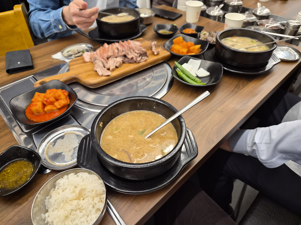 청춘옥 강남역점 사진 2