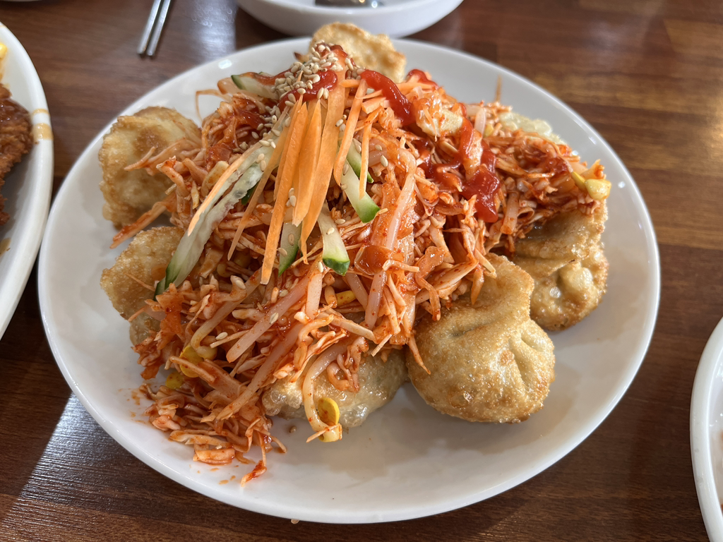 Wangmandusikdang (왕만두식당) 1