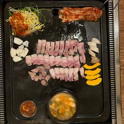돼지굽는정원 사진 5