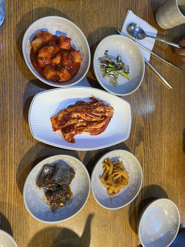 Bongpyeongwelbingmemilmakguksu (봉평웰빙메밀막국수) 3