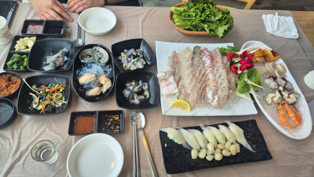 용하장횟집 2