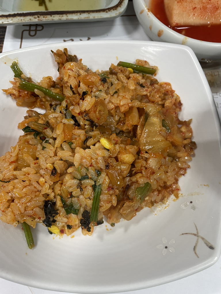 Yetnalomakjip (옛날오막집) 2