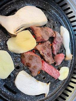 Jeilsutbulsaenggogi (제일숯불생고기) 2