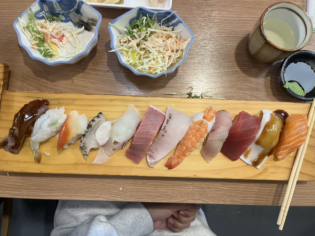 황금무지개초밥 사진 2