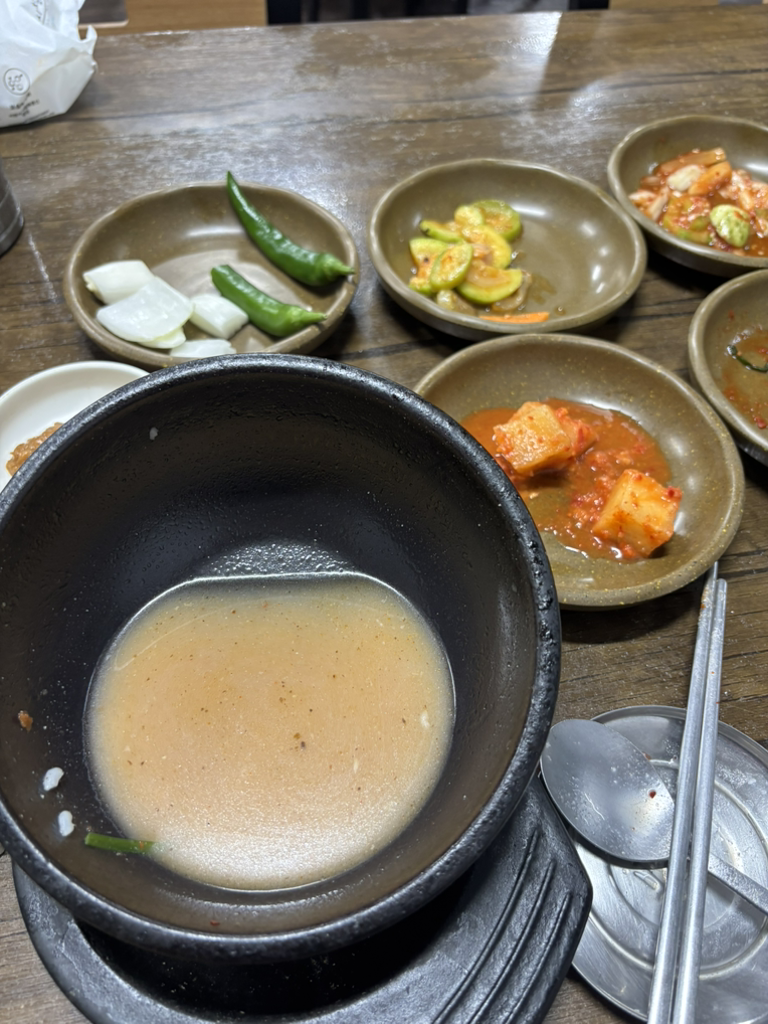 Haengbokhansundaegukbap (행복한순대국밥) 3