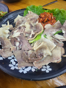 Osorisundae (오소리순대) 1