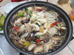 Ttukbaegisikdang 6