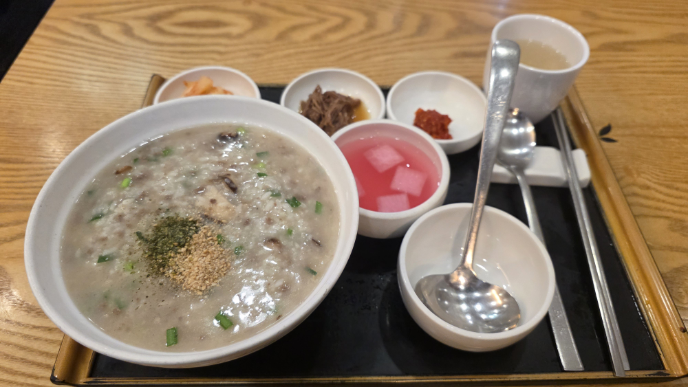 본죽 반포KCC점 대표 사진